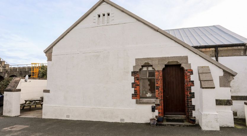 Photo of East Point Lynas Lighthouse Keeper's Cottage