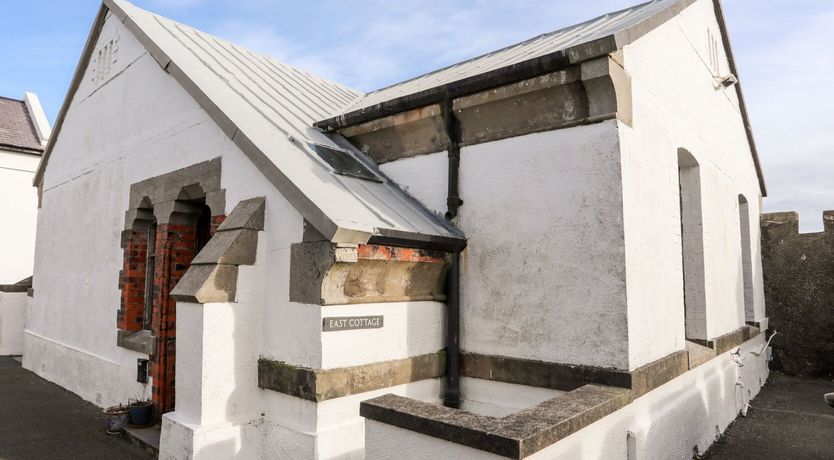 Photo of East Point Lynas Lighthouse Keeper's Cottage