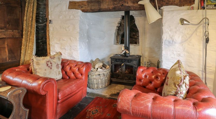 Photo of Ty  Fferm Hen