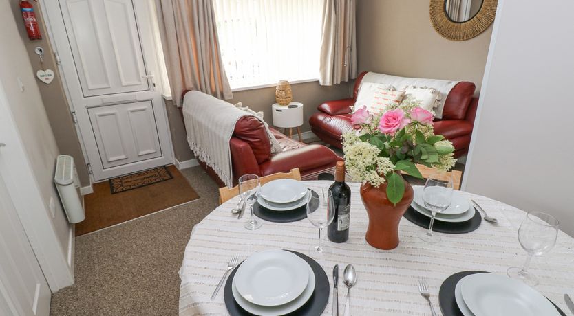 Photo of Y Bwthyn Bach