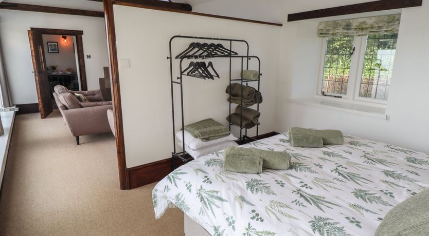 Photo of Swallow's Nest