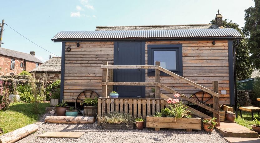 Photo of Dunfell Shepherd's Hut