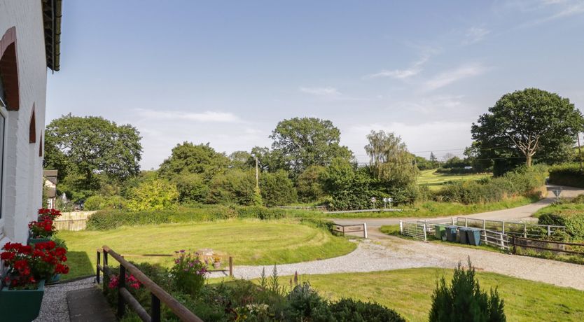 Photo of 3 Oaks Lodge