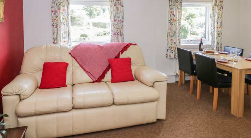 Photo of 3 Oaks Lodge