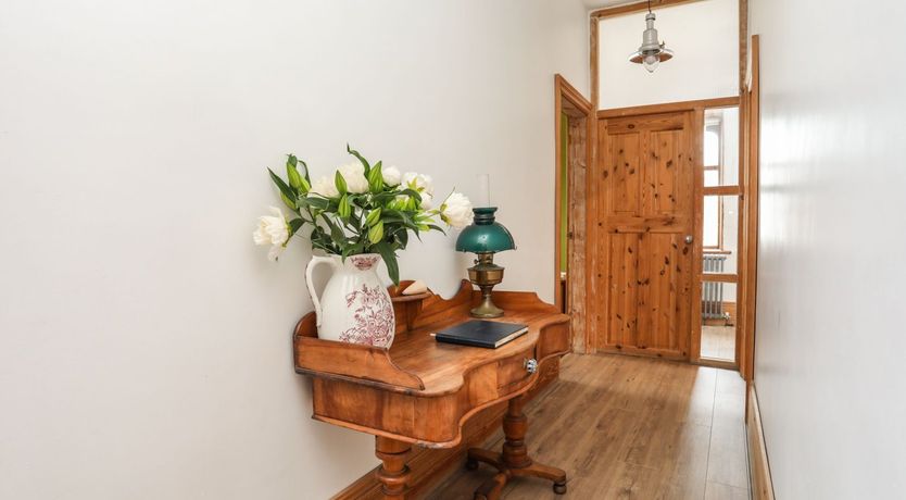 Photo of West Point Lynas Lighthouse Keeper's Cottage