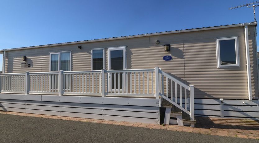 Photo of Seafront Holiday Home 2