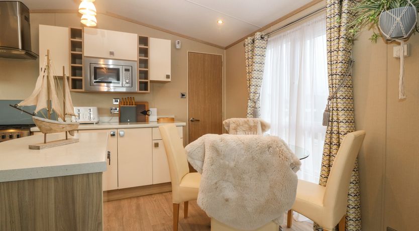 Photo of Seafront Holiday Home 2