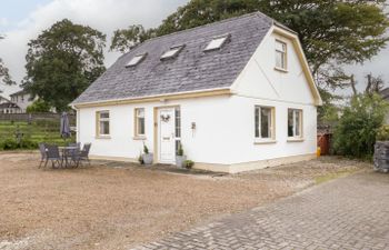 Shore Road Holiday Cottage