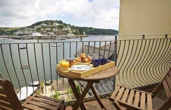 Harbourside Holiday Cottage