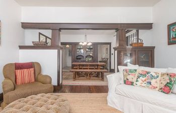 Historic Clarksville Getaway Holiday Home