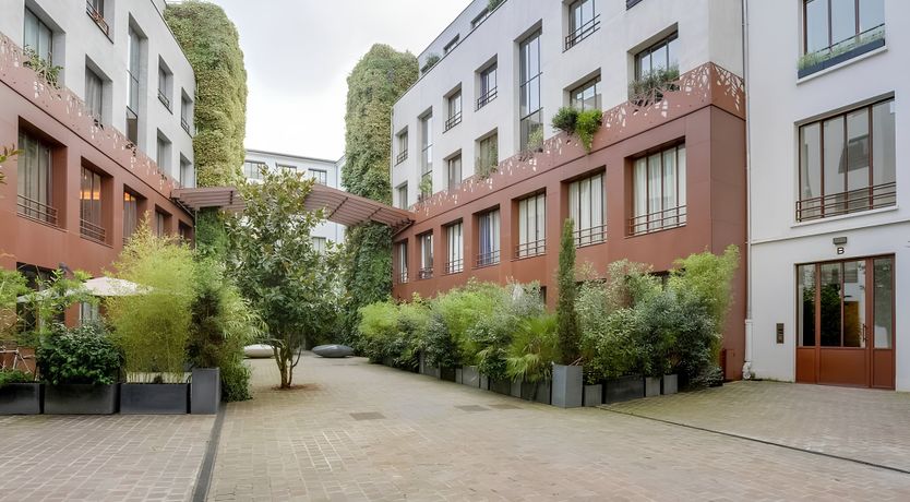 Photo of Parisian Pearl