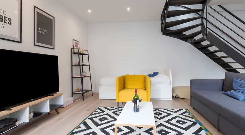 Photo of Parisian Pearl