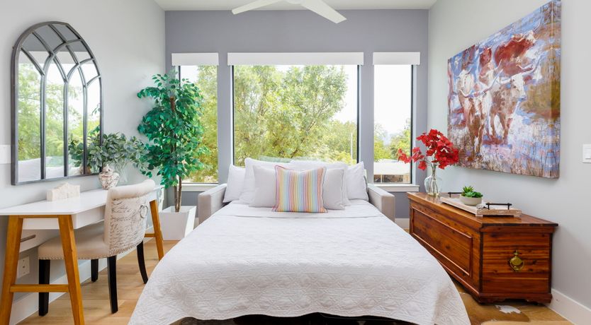 Photo of Barton Bliss