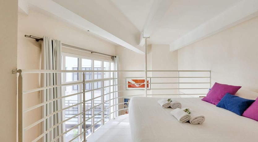 Photo of Royal Blue & Ochre