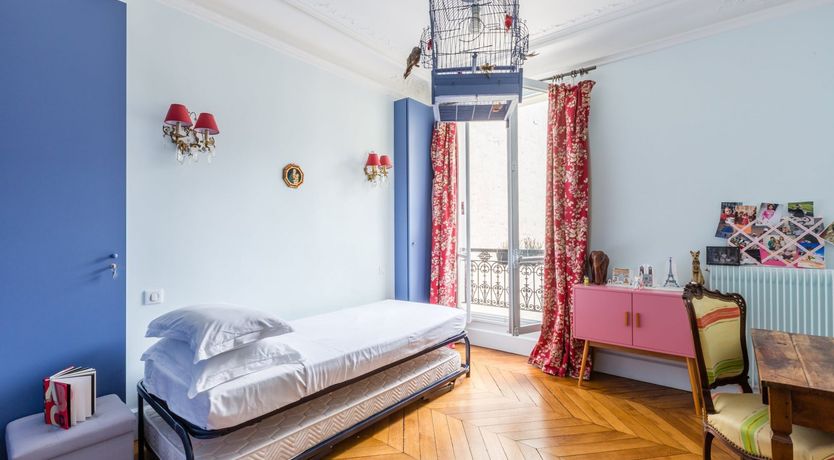 Photo of Vibrant & Classic