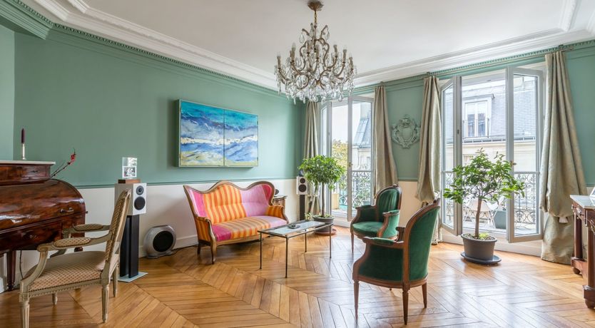 Photo of Vibrant & Classic