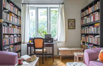 The Bibliophile Holiday Home