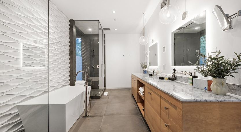 Photo of Contemporary Retreat