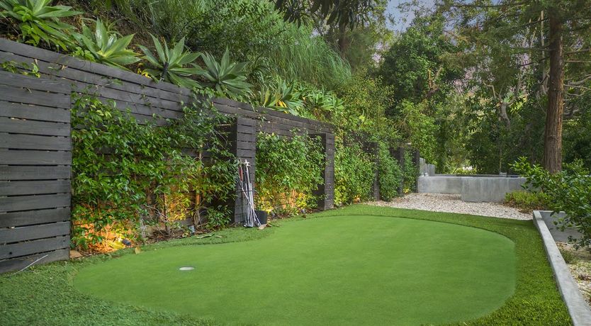 Photo of Contemporary Retreat