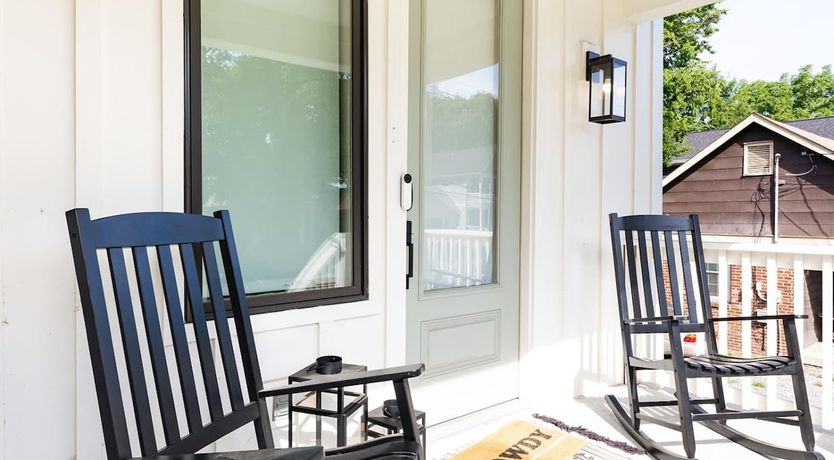 Photo of Country Meets City