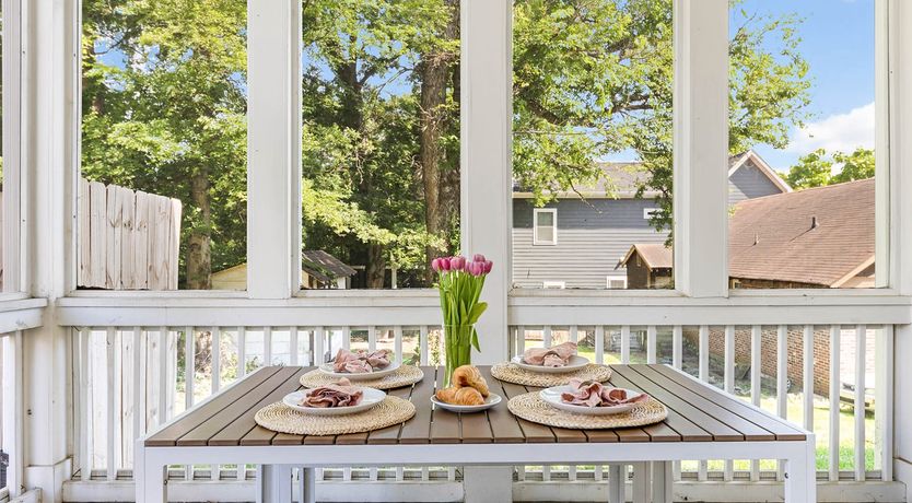 Photo of Country Meets City