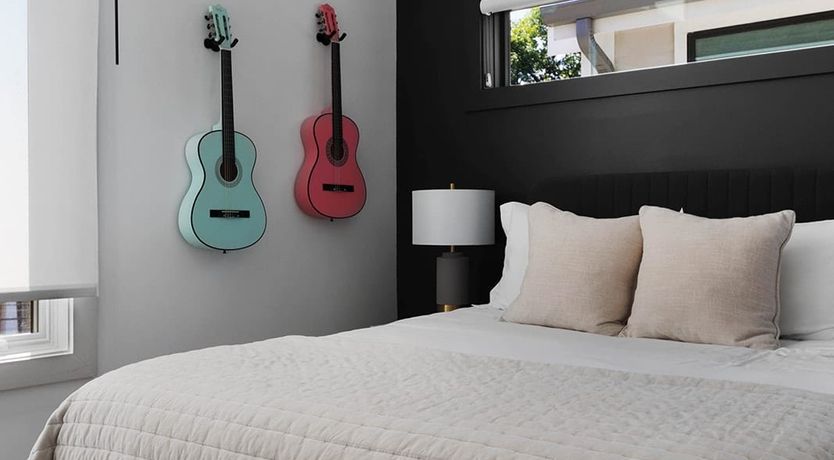 Photo of Country Meets City