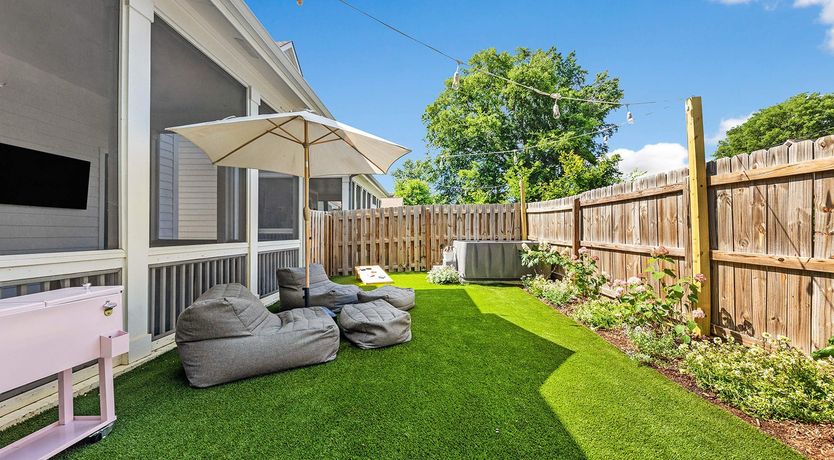 Photo of Country Meets City