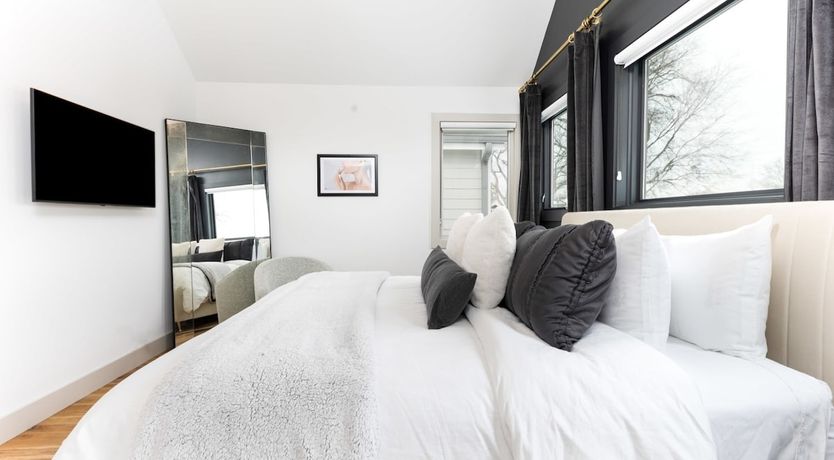 Photo of Country Meets City