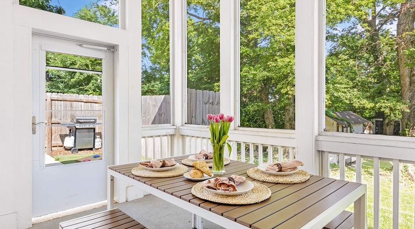 Photo of Country Meets City