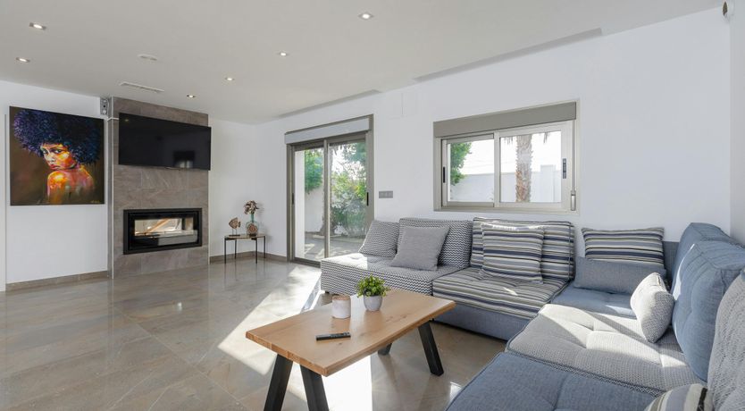 Photo of Alicante Enchantress