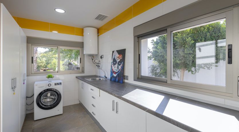 Photo of Alicante Enchantress