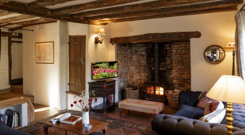 Photo of The Old Apple Tree