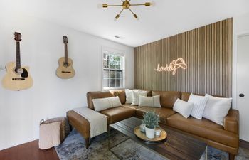 Southern Charm Haven Holiday Home