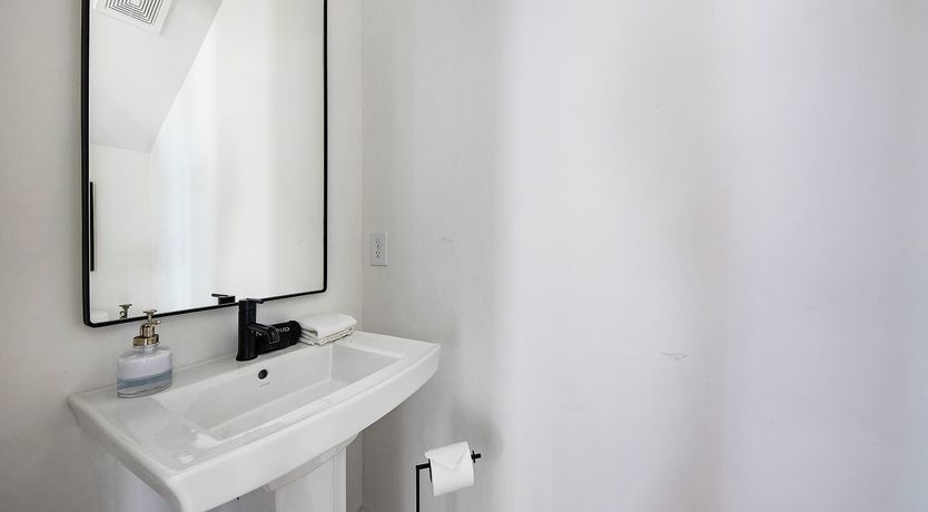 Photo of Southern Serenade