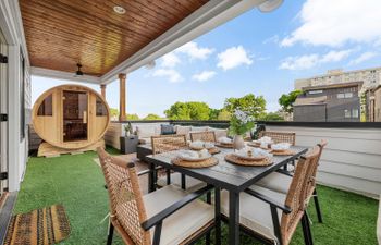 Southern Serenade Holiday Home