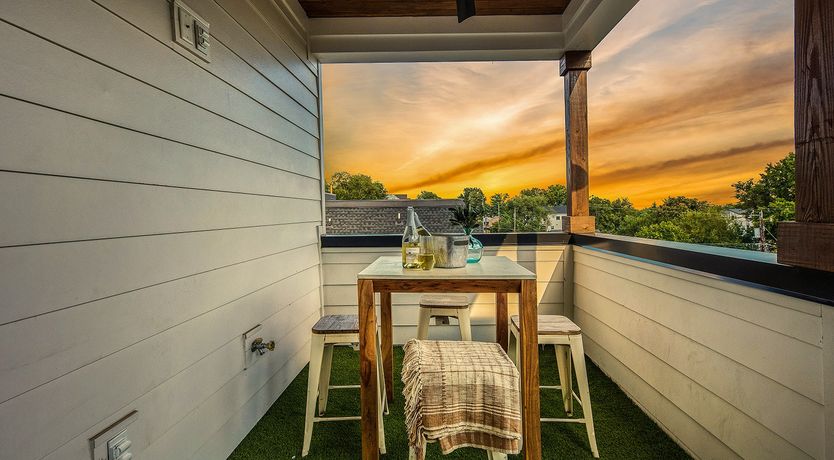 Photo of Southern Serenade