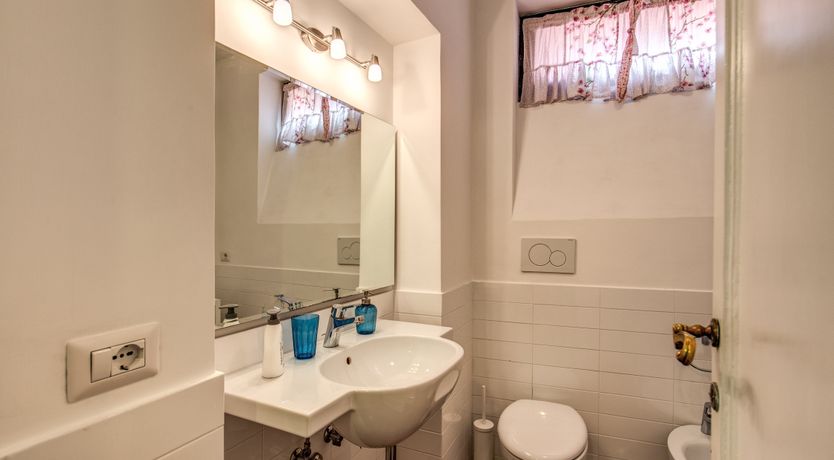 Photo of A Roman Kiss