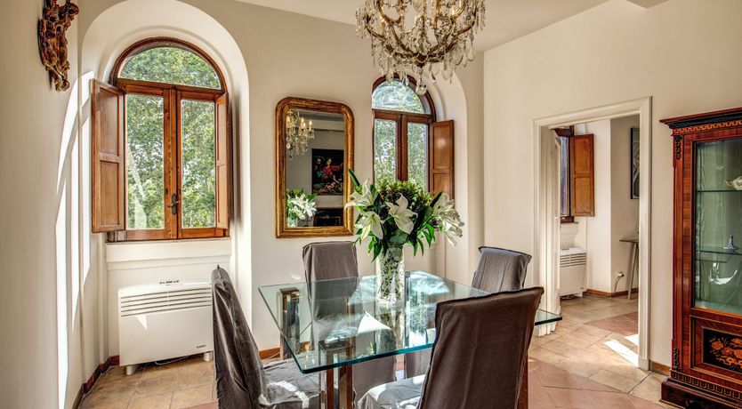 Photo of A Roman Kiss