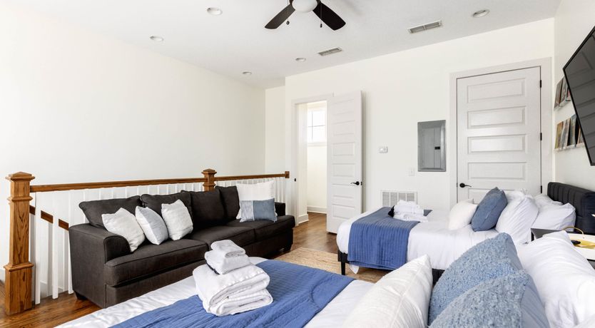 Photo of Eastside Retreat