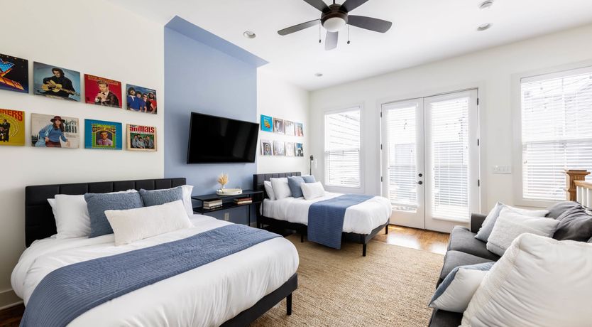 Photo of Eastside Retreat