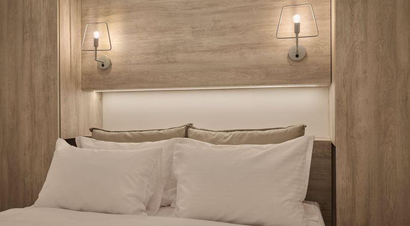 Photo of The Ray of Light