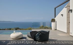 Photo of The Ray of Light