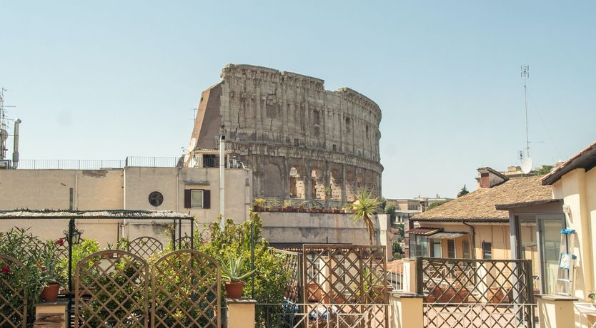 Photo of Roman Reflection