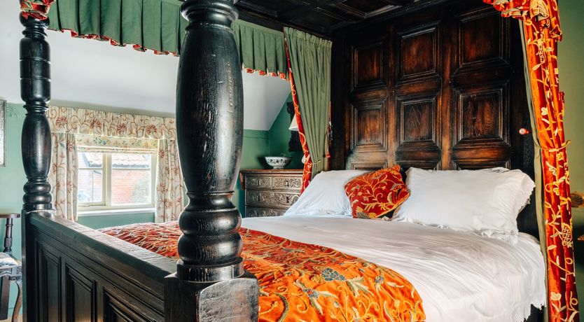 Photo of Jacobean Gem