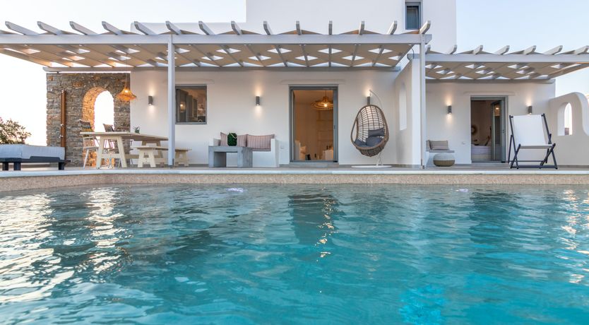 Photo of Naxos Nirvana