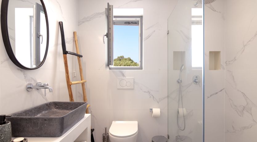 Photo of Naxos Nirvana