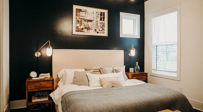 Photo of City-Side Farmhouse