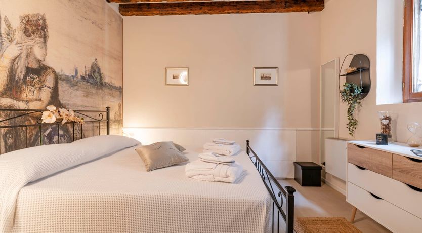 Photo of Venice's Loredan