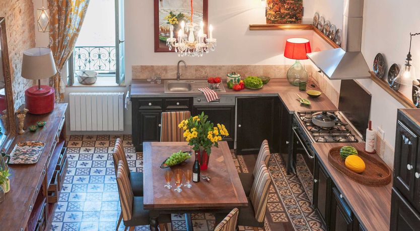 Photo of Between Vineyards & Castles