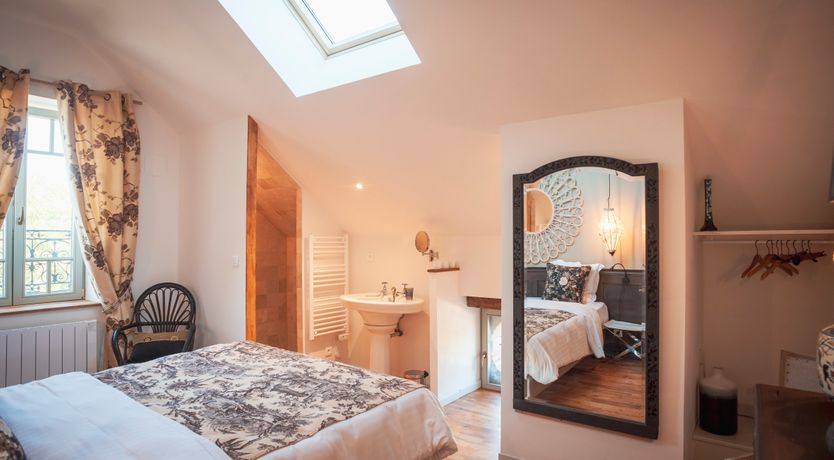 Photo of Between Vineyards & Castles